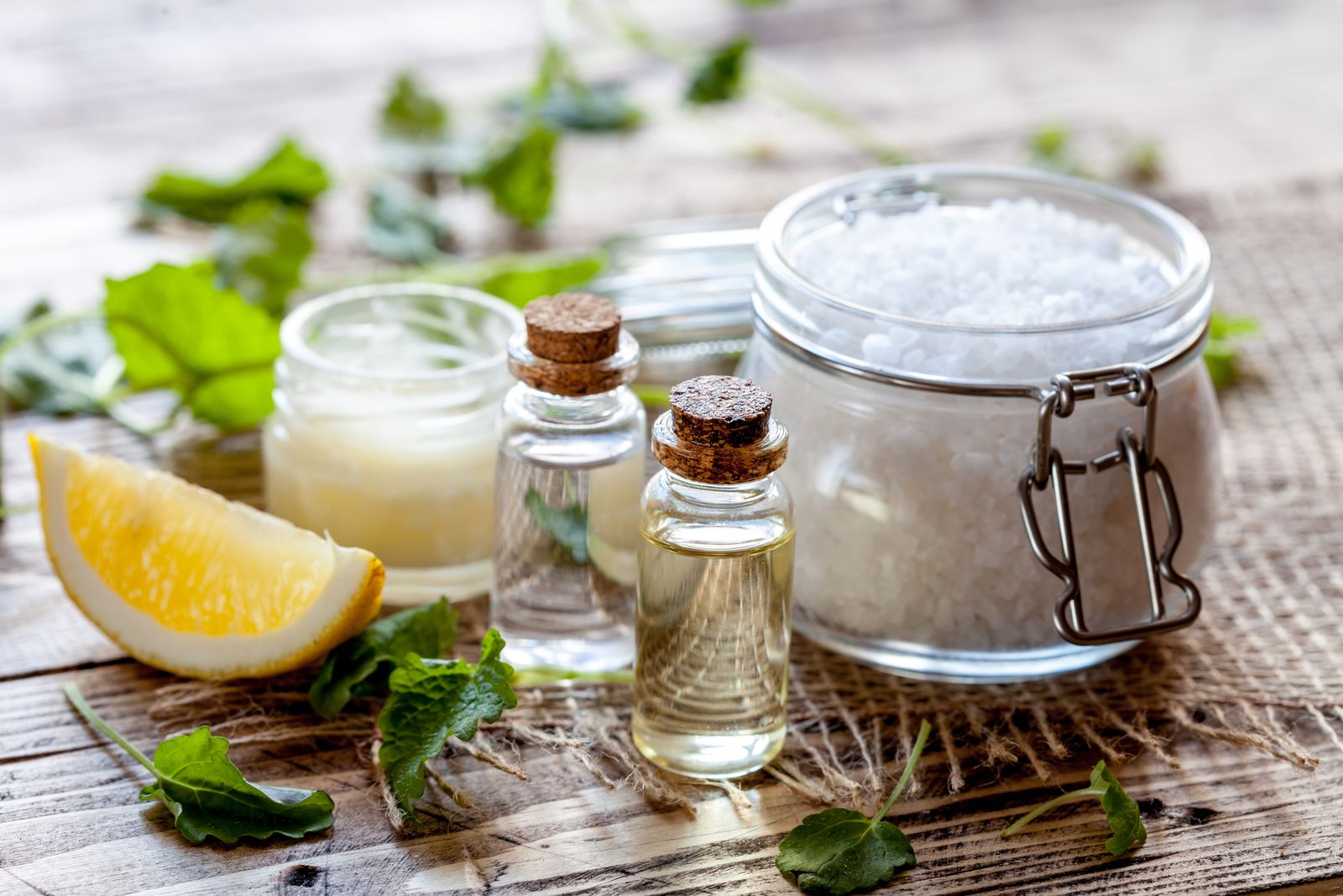 Erwecken Sie Ihre Sinne mit Naturkosmetik: Purer Genuss, pure Schönheit