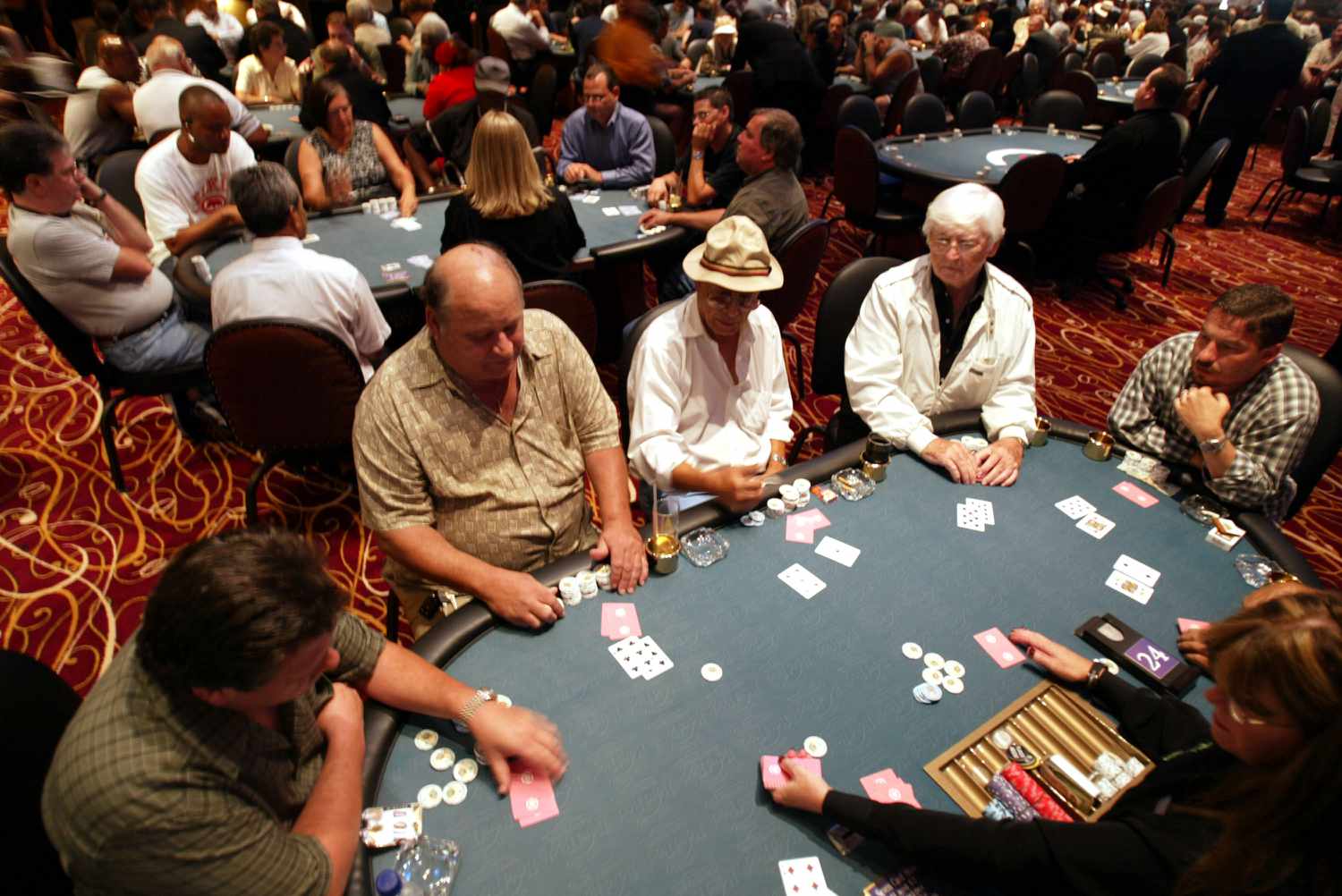 Wie Online Poker mit Echtgeld mit Gamification punkten