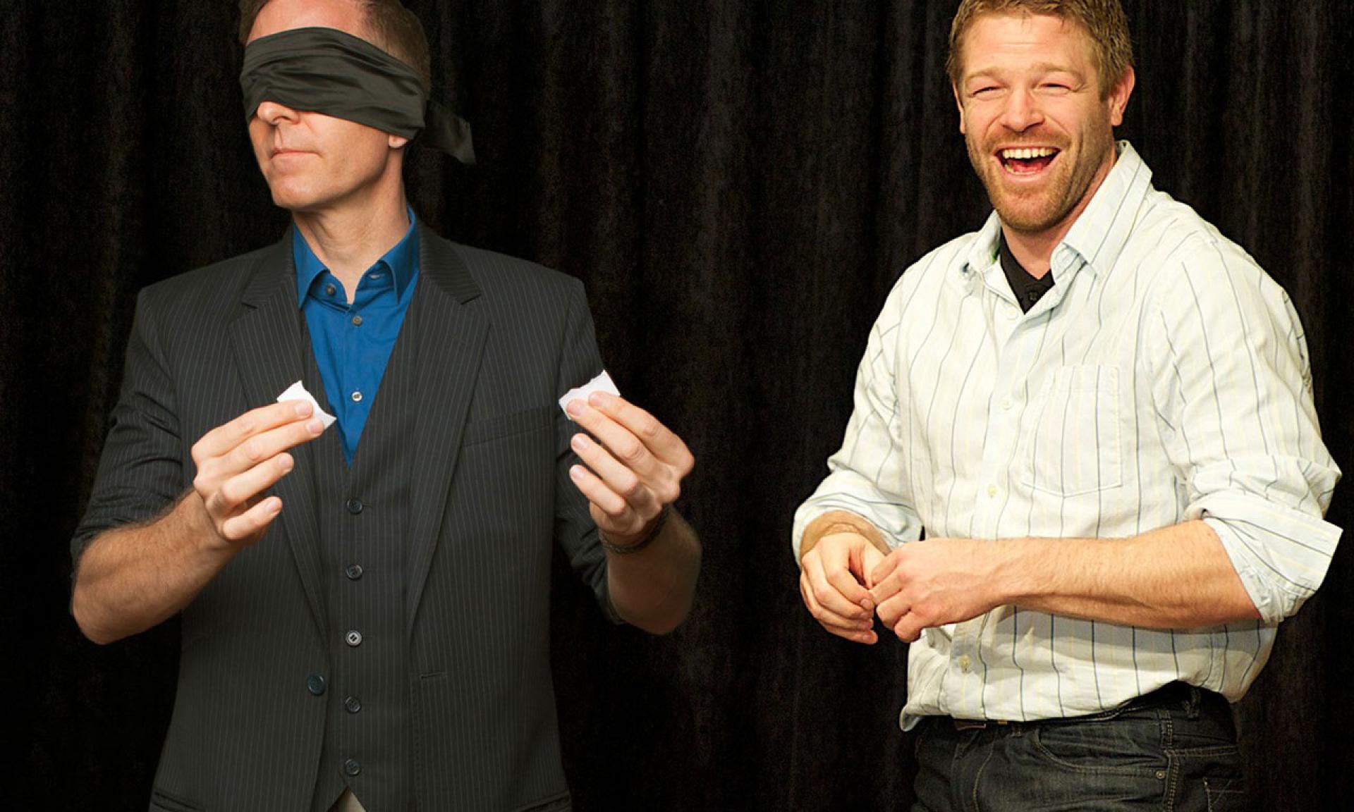 Magier in der Schweiz buchen: Christophe Ambre begeistert als Mentalist und Taschendieb auf privaten Feiern & Firmen-Events