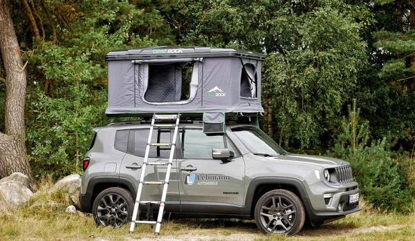 Spatenstich: Dachzelte als Wegbereiter für Outdoor-Unterkünfte