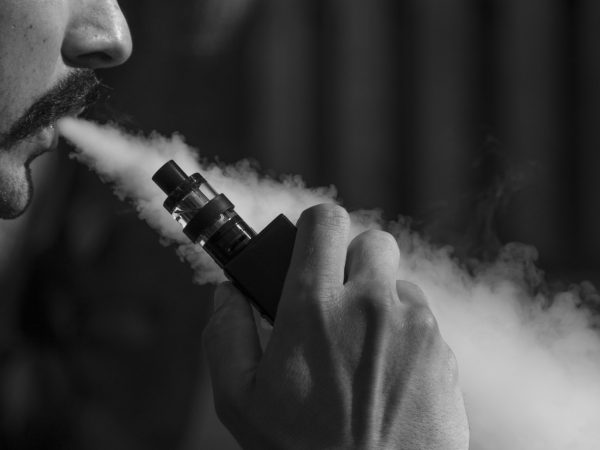 Verantwortungsbewusstes Dampfen: Tipps für Benutzer von Einweg-Vaping-Pens